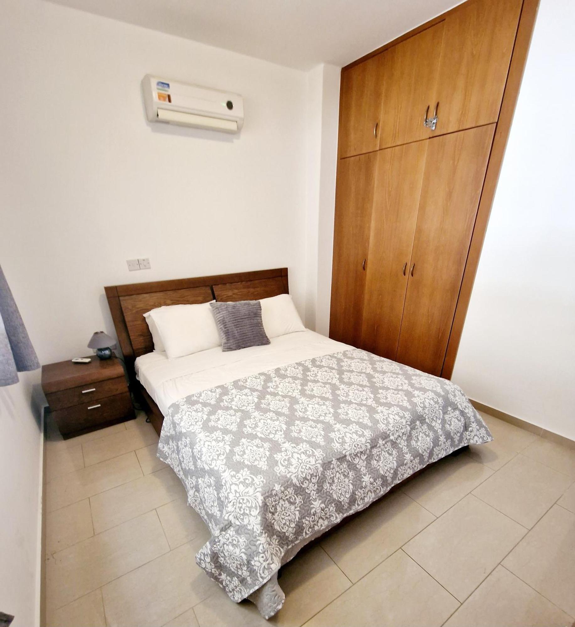 Ground Floor One Bedroom Apartment B2, 3 Pools, Free Wifi เปเยีย ภายนอก รูปภาพ