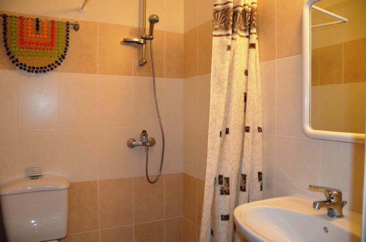 Ground Floor One Bedroom Apartment B2, 3 Pools, Free Wifi เปเยีย ภายนอก รูปภาพ